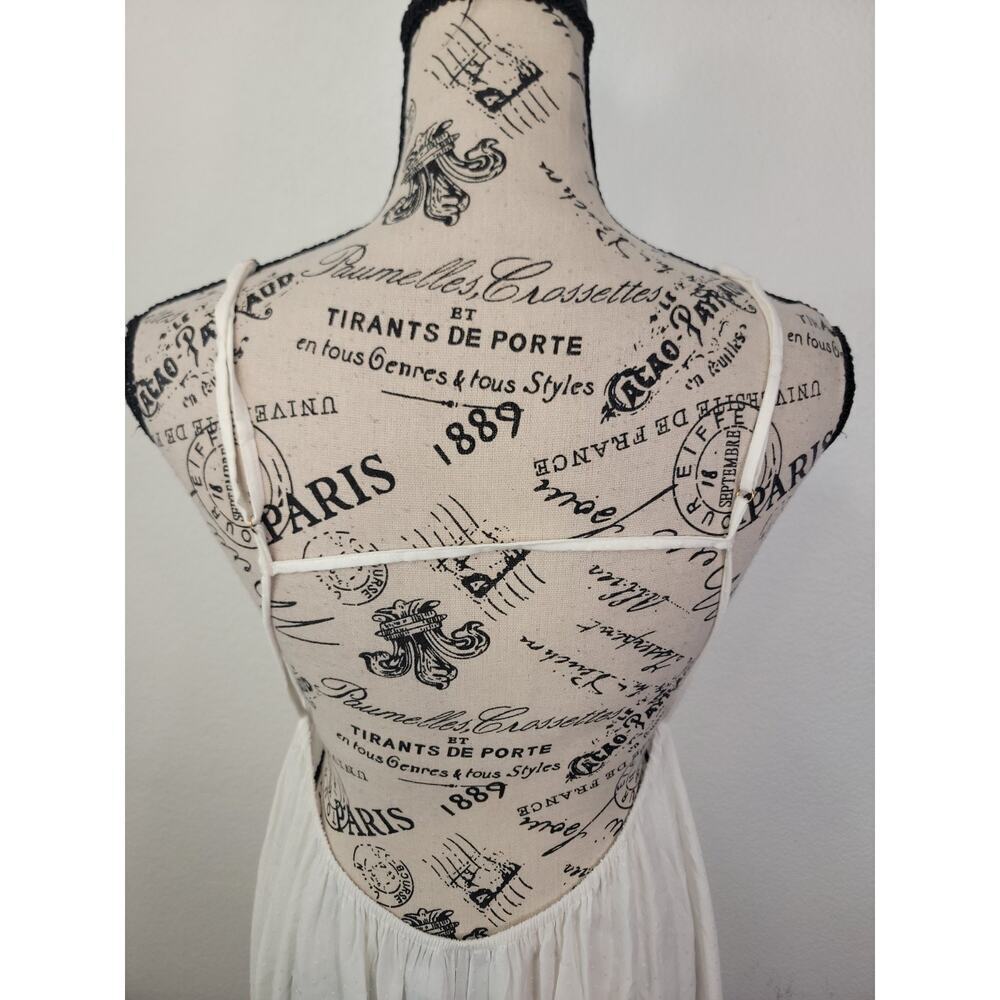 Hello Molly White Midi Dress - Picture 12 of 16